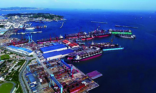 大連中遠造船廠